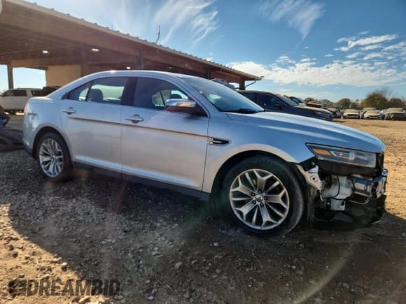 ✅ 2014 Ford Taurus Limited • VIN: 1FAHP2F85EG179499 • Lot: 92822505. Wystawiony na Copart z przebiegiem 150 198 mil. Bezpłatny archiwum sprzedaży aukcyjnych z USA i szczegółowy raport historii pojazdu na DreamBid. Zdjęcie 4.