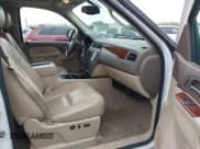 ✅ 2010 GMC Sierra 1500 • VIN: 3GTXKWE26AG242746 • Лот: 41892737. Опубликован ранее на IAAI с пробегом 248 429 миль. Бесплатный доступ к архиву аукционных продаж из США и подробный отчёт об истории автомобиля на DreamBid. Изображение 5.