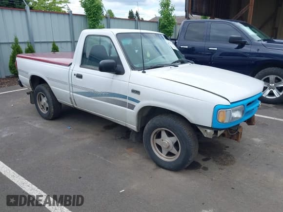 ✅ 1995 Mazda B-Series • VIN: 4F4CR12A9STM30259 • Lot: 42243443. Listed on IAAI with 211,203 mi. Free auction sales archive from the USA and detailed vehicle history report at DreamBid. Image 1.