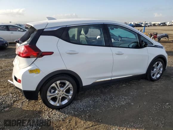 ✅ 2021 Chevrolet Bolt EV LT • VIN: 1G1FY6S08M4114824 • Lot: 42836955. Wystawiony na Copart z przebiegiem 45 768 mil. Bezpłatny archiwum sprzedaży aukcyjnych z USA i szczegółowy raport historii pojazdu na DreamBid. Zdjęcie 3.