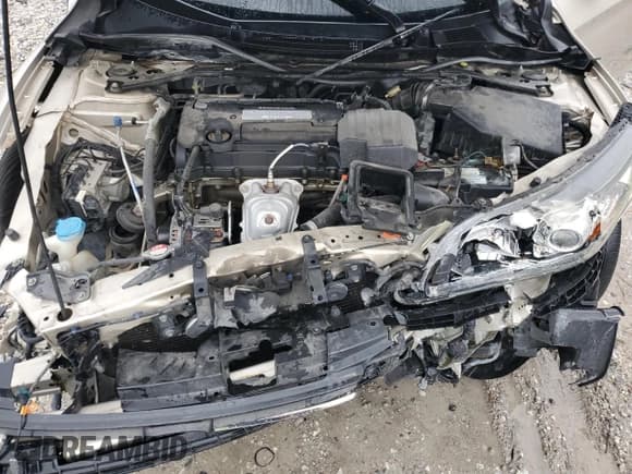 ✅ 2013 Honda Accord EX • VIN: 1HGCR2F79DA175450 • Lot: 90492875. Listed on Copart with 168,432 mi. Free auction sales archive from the USA and detailed vehicle history report at DreamBid. Image 11.