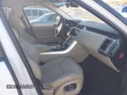 ✅ 2017 Land Rover Range Rover Sport HSE • VIN: SALWR2FV3HA157695 • Lot: 43463404. Wystawiony na IAAI z przebiegiem 130 429 mil. Bezpłatny archiwum sprzedaży aukcyjnych z USA i szczegółowy raport historii pojazdu na DreamBid. Zdjęcie 5.