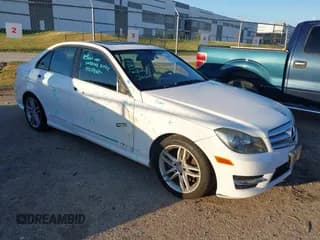 ✅ 2013 Mercedes-Benz C 250 Sport • VIN: WDDGF4HB5DA840467 • Lot: 43486278. Listed on IAAI with 121,233 mi. Free auction sales archive from the USA and detailed vehicle history report at DreamBid. Image 1.