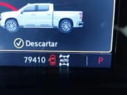 ✅ 2021 Chevrolet Silverado 1500 LT Trail Boss • VIN: 3GCPYFED7MG100605 • Lot: 43639256. Wystawiony na IAAI z przebiegiem 79 410 mil. Bezpłatny archiwum sprzedaży aukcyjnych z USA i szczegółowy raport historii pojazdu na DreamBid. Zdjęcie 15.