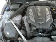 ✅ 2018 Genesis G90 Premium • VIN: KMHG34JA8JU038022 • Лот: 86829945. Опубликован ранее на Copart с пробегом 85 445 миль. Бесплатный доступ к архиву аукционных продаж из США и подробный отчёт об истории автомобиля на DreamBid. Изображение 15.