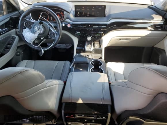 ✅ 2022 Acura MDX Technology • VIN: 5J8YD9H41NL001586 • Lot: 57946575. Wystawiony na Copart z przebiegiem 50 812 mil. Bezpłatny archiwum sprzedaży aukcyjnych z USA i szczegółowy raport historii pojazdu na DreamBid. Zdjęcie 8.