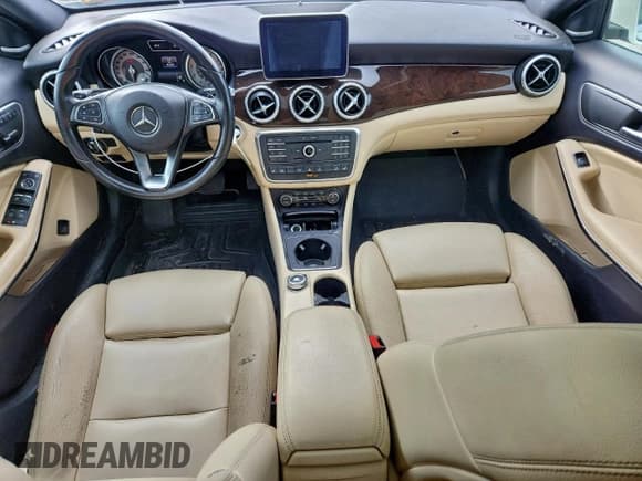 ✅ 2016 Mercedes-Benz GLA 250 • VIN: WDCTG4GB6GJ242877 • Лот: 94493045. Опубликован ранее на Copart с пробегом 143 420 миль. Бесплатный доступ к архиву аукционных продаж из США и подробный отчёт об истории автомобиля на DreamBid. Изображение 8.