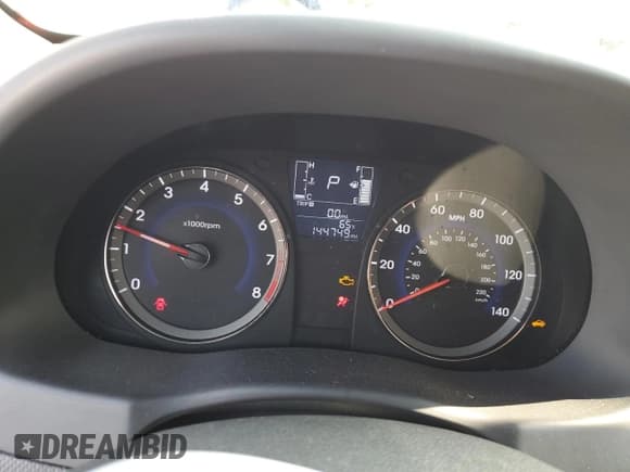 ✅ 2017 Hyundai Accent SE • VIN: KMHCT4AE2HU280459 • Лот: 70207844. Опубликован ранее на Copart с пробегом 144 749 миль. Бесплатный доступ к архиву аукционных продаж из США и подробный отчёт об истории автомобиля на DreamBid. Изображение 9.