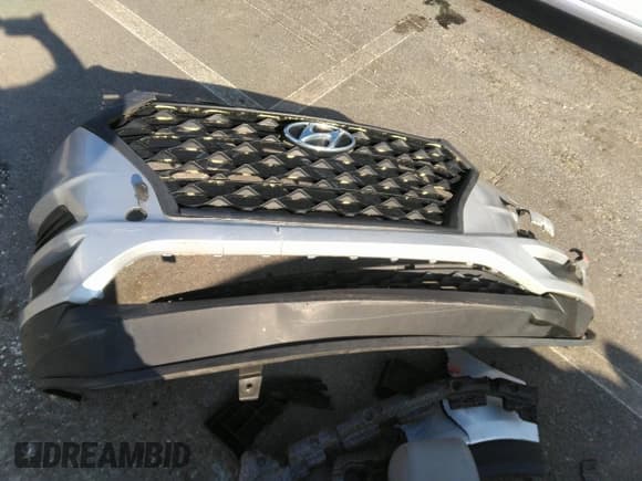 ✅ 2019 Hyundai Tucson SE • VIN: KM8J2CA47KU918983 • Лот: 41987807. Опубликован ранее на IAAI с пробегом 84 477 миль. Бесплатный доступ к архиву аукционных продаж из США и подробный отчёт об истории автомобиля на DreamBid. Изображение 12.