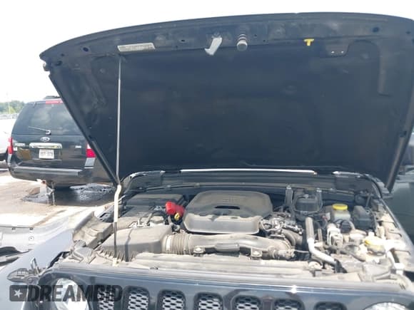 ✅ 2018 Jeep Wrangler Sport • VIN: 1C4GJXAN1JW287104 • Lot: 42872196. Listed on IAAI with 58,378 mi. Free auction sales archive from the USA and detailed vehicle history report at DreamBid. Image 10.