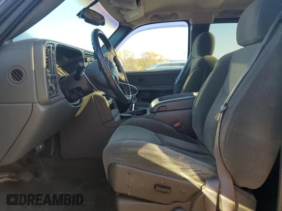 ✅ 2003 Chevrolet Silverado 1500 LS • VIN: 2GCEK19T531130805 • Лот: 77686214. Опубликован ранее на Copart с пробегом 192 091 миль. Бесплатный доступ к архиву аукционных продаж из США и подробный отчёт об истории автомобиля на DreamBid. Изображение 7.