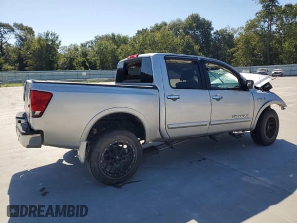 ✅ 2010 Nissan Titan XE • VIN: 1N6AA0EC3AN316059 • Lot: 84869275. Listed on Copart with 281,719 mi. Free auction sales archive from the USA and detailed vehicle history report at DreamBid. Image 3.