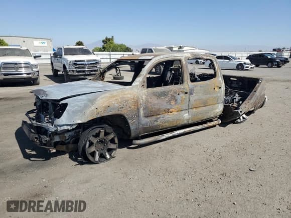 ✅ 2007 Toyota Tacoma PreRunner • VIN: 5TEJU62N67Z364552 • Lot: 68144725. Listed on Copart with Not provided. Free auction sales archive from the USA and detailed vehicle history report at DreamBid. Image 1.