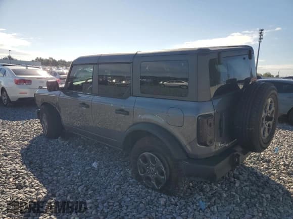 ✅ 2024 Ford Bronco Big Bend • VIN: 1FMDE7BH8RLB35071 • Лот: 86281255. Опубликован ранее на Copart с пробегом 12 469 миль. Бесплатный доступ к архиву аукционных продаж из США и подробный отчёт об истории автомобиля на DreamBid. Изображение 2.