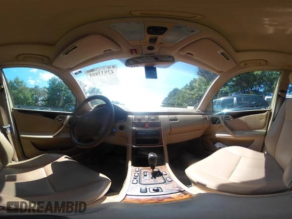 ✅ 2002 Mercedes-Benz E 320 • VIN: WDBJF65J32B492617 • Lot: 42933805. Listed on IAAI with 135,000 mi. Free auction sales archive from the USA and detailed vehicle history report at DreamBid. Image 18.