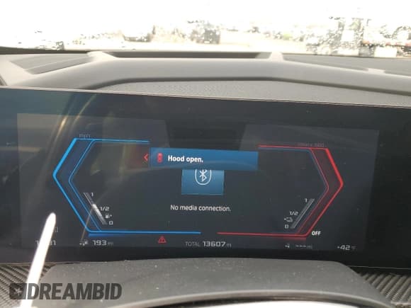 ✅ 2024 BMW XM • VIN: 5YM23CS0XR9V53110 • Лот: 87039014. Опубликован ранее на Copart с пробегом 13 607 миль. Бесплатный доступ к архиву аукционных продаж из США и подробный отчёт об истории автомобиля на DreamBid. Изображение 9.