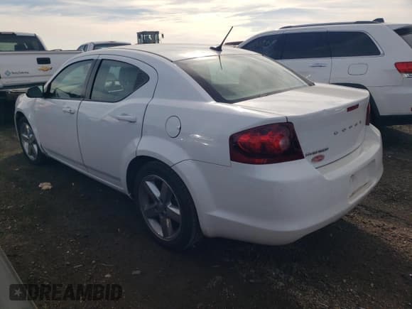 ✅ 2013 Dodge Avenger SE • VIN: 1C3CDZAB5DN726102 • Лот: 74140534. Опубликован ранее на Copart с пробегом 100 396 миль. Бесплатный доступ к архиву аукционных продаж из США и подробный отчёт об истории автомобиля на DreamBid. Изображение 2.
