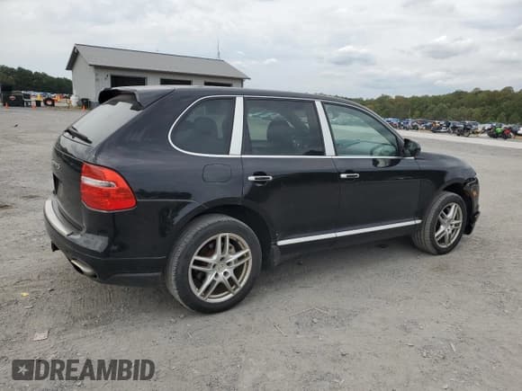 ✅ 2009 Porsche Cayenne S • VIN: WP1AB29P89LA40475 • Lot: 83835095. Wystawiony na Copart z przebiegiem 178 240 mil. Bezpłatny archiwum sprzedaży aukcyjnych z USA i szczegółowy raport historii pojazdu na DreamBid. Zdjęcie 3.