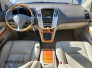 ✅ 2008 Lexus RX 350 • VIN: 2T2HK31U78C080846 • Lot: 90095945. Listed on Copart with 158,456 mi. Free auction sales archive from the USA and detailed vehicle history report at DreamBid. Image 8.