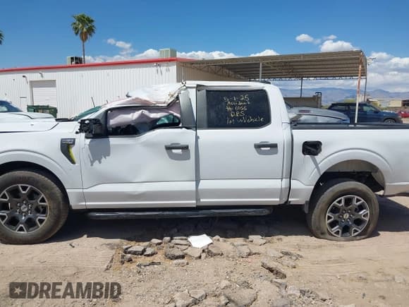 ✅ 2024 Ford F-150 STX • VIN: 1FTEW2K51RKD36055 • Лот: 42200008. Опубликован ранее на IAAI с пробегом Не указан. Бесплатный доступ к архиву аукционных продаж из США и подробный отчёт об истории автомобиля на DreamBid. Изображение 15.