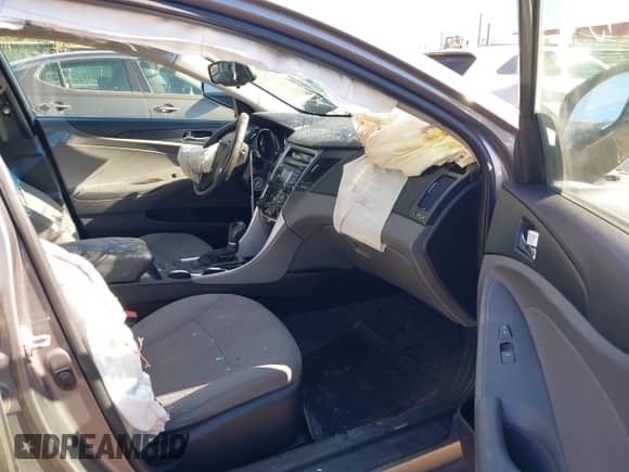 2013 Hyundai Sonata GLS with VIN 5NPEB4AC2DH545223, listed as a IAAI auction lot 43440345 with 233,226 mi miles and . Bid and sale history available at DreamBid. Image 5.