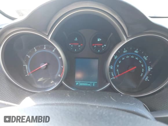 ✅ 2014 Chevrolet Cruze 2LT • VIN: 1G1PE5SB0E7418528 • Lot: 43525230. Listed on IAAI with 89,999 mi. Free auction sales archive from the USA and detailed vehicle history report at DreamBid. Image 7.