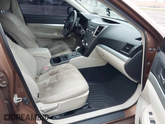 ✅ 2011 Subaru Legacy Premium • VIN: 4S3BMBC6XB3211538 • Лот: 43764011. Опубликован ранее на IAAI с пробегом 137 007 миль. Бесплатный доступ к архиву аукционных продаж из США и подробный отчёт об истории автомобиля на DreamBid. Изображение 5.