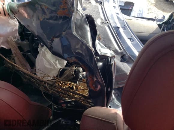 ✅ 2023 Mazda CX-5 S Preferred • VIN: JM3KFBCM9P0249531 • Lot: 91179375. Wystawiony na Copart z przebiegiem Nie podano. Bezpłatny archiwum sprzedaży aukcyjnych z USA i szczegółowy raport historii pojazdu na DreamBid. Zdjęcie 8.