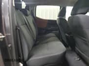 ✅ 2017 Toyota Tacoma TRD Sport • VIN: 3TMCZ5AN1HM067936 • Lot: 92842245. Wystawiony na Copart z przebiegiem 92 002 mil. Bezpłatny archiwum sprzedaży aukcyjnych z USA i szczegółowy raport historii pojazdu na DreamBid. Zdjęcie 10.