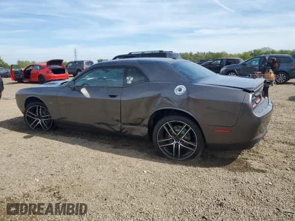 ✅ 2017 Dodge Challenger R/T • VIN: 2C3CDZBT7HH658939 • Лот: 84479995. Опубликован ранее на Copart с пробегом 70 689 миль. Бесплатный доступ к архиву аукционных продаж из США и подробный отчёт об истории автомобиля на DreamBid. Изображение 2.