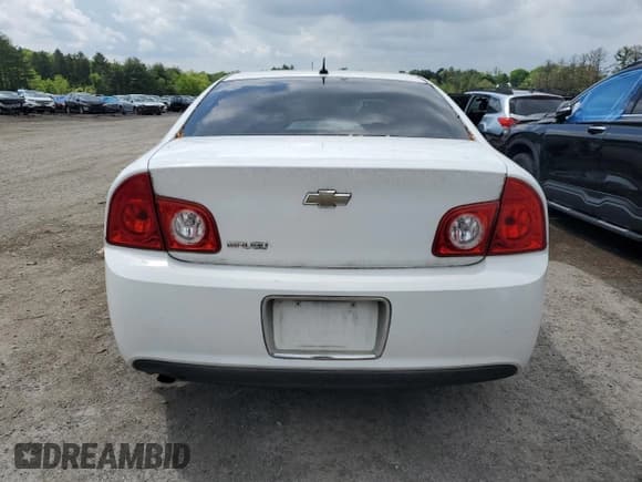 ✅ 2010 Chevrolet Malibu 1LS • VIN: 1G1ZB5EB7A4105422 • Lot: 53494674. Listed on Copart with 161,813 mi. Free auction sales archive from the USA and detailed vehicle history report at DreamBid. Image 6.