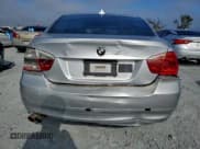 ✅ 2007 BMW 3 Series 328i • VIN: WBAVA33567KX76849 • Lot: 95457845. Wystawiony na Copart z przebiegiem 193 212 mil. Bezpłatny archiwum sprzedaży aukcyjnych z USA i szczegółowy raport historii pojazdu na DreamBid. Zdjęcie 6.