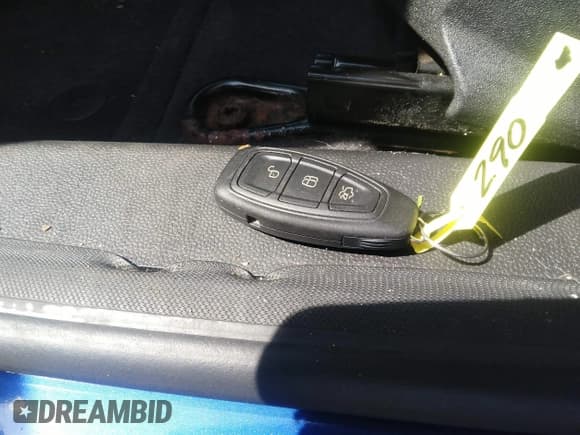 ✅ 2014 Ford Fiesta Titanium • VIN: 3FADP4FJ9EM207078 • Lot: 43199817. Wystawiony na IAAI z przebiegiem 65 539 mil. Bezpłatny archiwum sprzedaży aukcyjnych z USA i szczegółowy raport historii pojazdu na DreamBid. Zdjęcie 11.