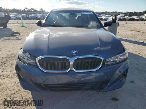 ✅ 2023 BMW 3 Series 330i • VIN: 3MW69FF09P8D71861 • Lot: 93385675. Listed on Copart with 16,079 mi. Free auction sales archive from the USA and detailed vehicle history report at DreamBid. Image 5.