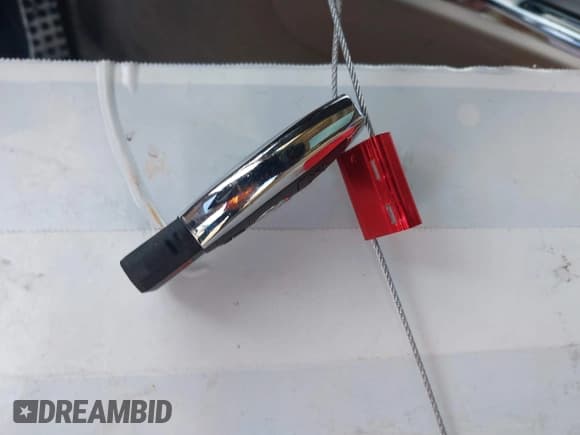 ✅ 2012 Mercedes-Benz C 250 Sport • VIN: WDDGF4HB6CR202275 • Lot: 43827044. Wystawiony na IAAI z przebiegiem 106 508 mil. Bezpłatny archiwum sprzedaży aukcyjnych z USA i szczegółowy raport historii pojazdu na DreamBid. Zdjęcie 11.