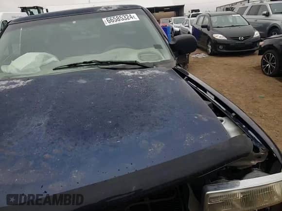 2000 Chevrolet S-10 LS с VIN 1GCDT19W9Y8133357, выставлен на аукционе Copart как лот 66585324 с пробегом 131 271 миль миль и Списание • Salvage title. История ставок и продаж доступна на DreamBid. Изображение 11.