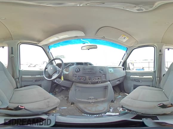 ✅ 2014 Ford Econoline Passenger XL • VIN: 1FBNE3BL8EDB05793 • Lot: 57317744. Wystawiony na Copart z przebiegiem 199 493 mil. Bezpłatny archiwum sprzedaży aukcyjnych z USA i szczegółowy raport historii pojazdu na DreamBid. Zdjęcie 13.