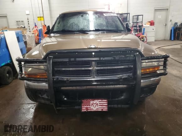 ✅ 2001 Dodge Dakota Sport • VIN: 1B7HL2ANX1S226245 • Lot: 86548114. Wystawiony na Copart z przebiegiem 146 997 mil. Bezpłatny archiwum sprzedaży aukcyjnych z USA i szczegółowy raport historii pojazdu na DreamBid. Zdjęcie 5.