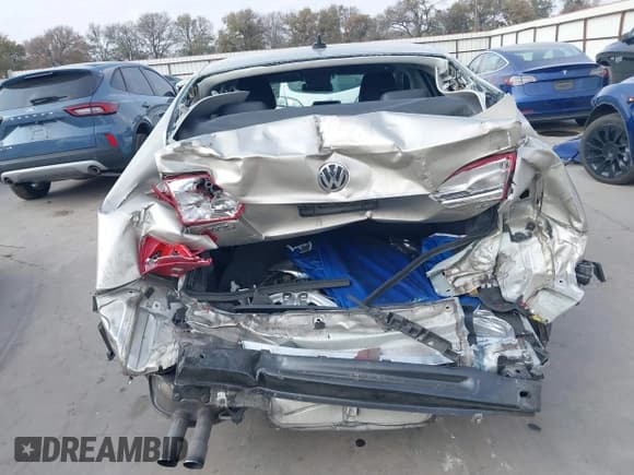 ✅ 2014 Volkswagen Jetta SE • VIN: 3VWD17AJ7EM307200 • Lot: 43751598. Listed on IAAI with 170,748 mi. Free auction sales archive from the USA and detailed vehicle history report at DreamBid. Image 17.