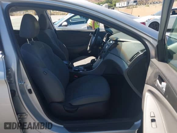 2013 Hyundai Sonata GLS с VIN 5NPEB4AC6DH792325, выставлен на аукционе IAAI как лот 43172035 с пробегом 165 490 миль миль и . История ставок и продаж доступна на DreamBid. Изображение 5.