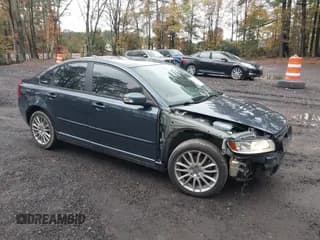 ✅ 2011 Volvo S40 • VIN: YV1672MS3B2549609 • Lot: 43617796. Listed on IAAI with 163,673 mi. Free auction sales archive from the USA and detailed vehicle history report at DreamBid. Image 1.