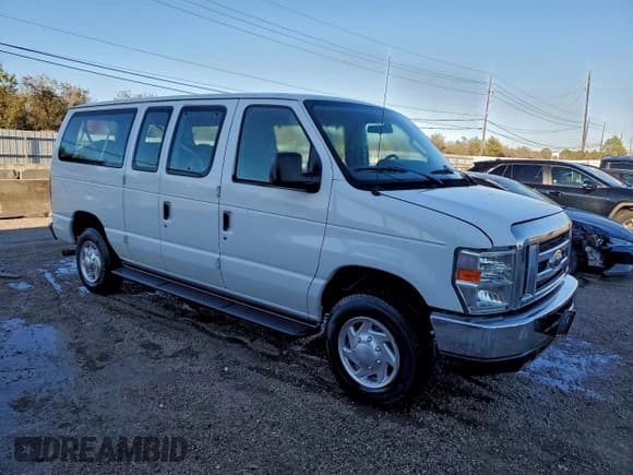 ✅ 2012 Ford Econoline Passenger XLT • VIN: 1FBNE3BL3CDA93632 • Lot: 91743565. Wystawiony na Copart z przebiegiem 37 010 mil. Bezpłatny archiwum sprzedaży aukcyjnych z USA i szczegółowy raport historii pojazdu na DreamBid. Zdjęcie 4.