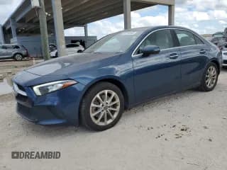 ✅ 2019 Mercedes-Benz A 220 • VIN: WDD3G4FB3KW018829 • Lot: 91218145. Wystawiony na Copart z przebiegiem 64 154 mil. Bezpłatny archiwum sprzedaży aukcyjnych z USA i szczegółowy raport historii pojazdu na DreamBid. Zdjęcie 1.