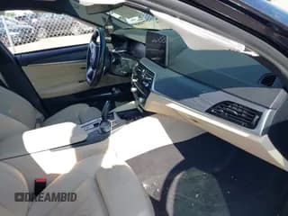 ✅ 2021 BMW 5 Series 530i xDrive • VIN: WBA13BJ04MCG25558 • Lot: 42561425. Listed on IAAI with 110,000 mi. Free auction sales archive from the USA and detailed vehicle history report at DreamBid. Image 5.