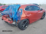 ✅ 2019 Lexus UX 200 • VIN: JTHY3JBH8K2007240 • Lot: 42893981. Wystawiony na IAAI z przebiegiem 63 624 mil. Bezpłatny archiwum sprzedaży aukcyjnych z USA i szczegółowy raport historii pojazdu na DreamBid. Zdjęcie 4.