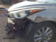 ✅ 2014 Hyundai Elantra SE • VIN: 5NPDH4AE8EH512966 • Lot: 43647916. Listed on IAAI with 81,730 mi. Free auction sales archive from the USA and detailed vehicle history report at DreamBid. Image 17.