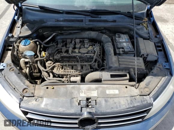 ✅ 2015 Volkswagen Jetta SE • VIN: 3VWD17AJ2FM240233 • Lot: 60833515. Listed on Copart with 207,202 mi. Free auction sales archive from the USA and detailed vehicle history report at DreamBid. Image 11.