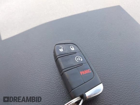 ✅ 2022 Jeep Renegade Latitude • VIN: ZACNJDB15NPN51040 • Lot: 42542752. Listed on IAAI with 172,210 mi. Free auction sales archive from the USA and detailed vehicle history report at DreamBid. Image 11.