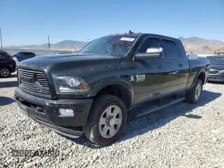 ✅ 2018 Ram 3500 Laramie • VIN: 3C63R3ML5JG164325 • Lot: 63039965. Wystawiony na Copart z przebiegiem 96 689 mil. Bezpłatny archiwum sprzedaży aukcyjnych z USA i szczegółowy raport historii pojazdu na DreamBid. Zdjęcie 1.