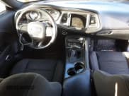 ✅ 2018 Dodge Challenger T/A • VIN: 2C3CDZBT9JH279463 • Lot: 81793693. Wystawiony na Copart z przebiegiem 61 547 mil. Bezpłatny archiwum sprzedaży aukcyjnych z USA i szczegółowy raport historii pojazdu na DreamBid. Zdjęcie 8.